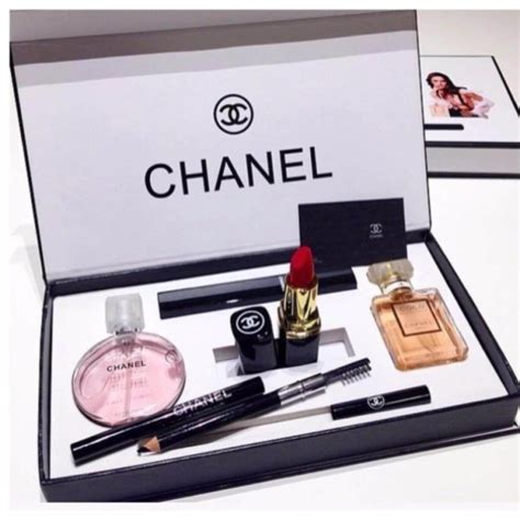 chanel makeup and perfume gift set